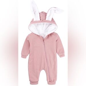 New Baby Pink Bunny Romper Size (9-12M)
It is warm fleece lined